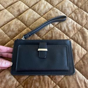 Black wristlet